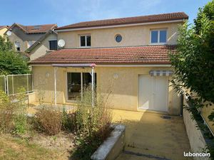 Maison 5 pièces 104 m²