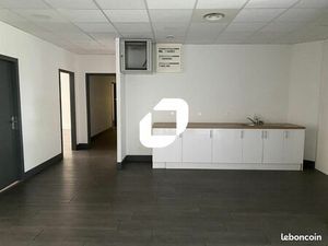 Bureau 2 226 m²