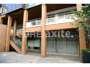 Local commercial 120 m²