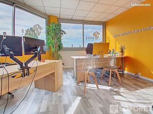 Local 45 m² VILLENAVE D ORNON