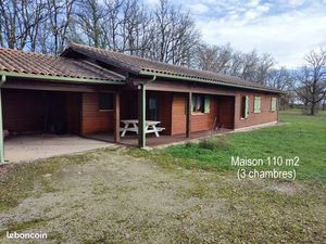 Maison en bois à COURS