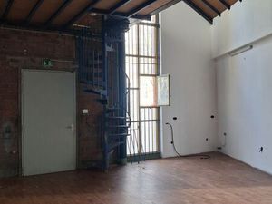 Espaces polyvalents RDC boutique 65 m2