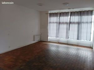 Local commercial arvant