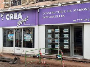 Local commercial 100 m² ROANNE