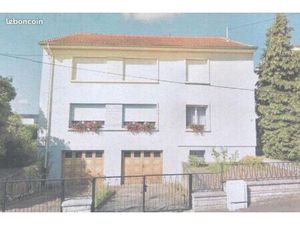 Appartement avec jardin dans maison