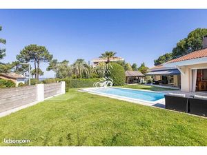 Villa 6 pièces 165 m²