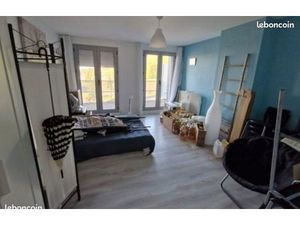 Fonds de commerce avec son appartement