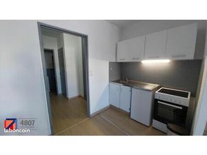 Studio 1 pièce 28 m²