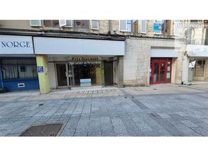 Local 118 m² Verdun