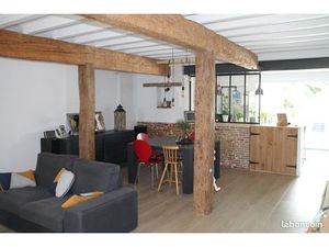 Maison 215 m²  6 pièces