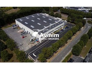 Local 2032 m² Tremblay-en-France