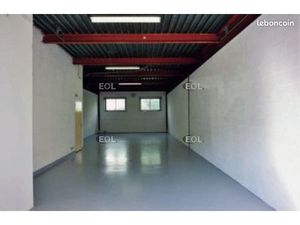 Local bureaux 160 m²