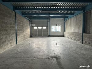 Local bureaux 276 m²