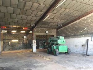 Local d'activité 600 m²