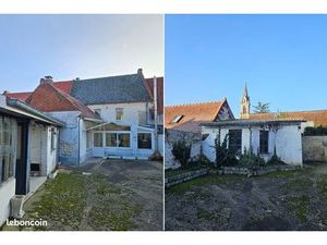 Maison de ville ancienne de 1844 en pierres blanches avec vue sur le clocher de Maroeuil -