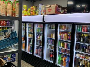 Murs de Boutique vendu loues belle rentabilité