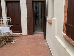 Studio rénové avec parking