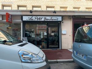 Local commercial centre louviers