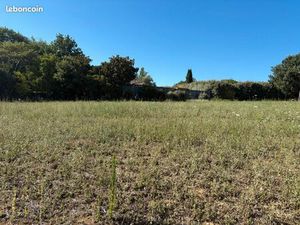 Terrain 671 m² Gargas