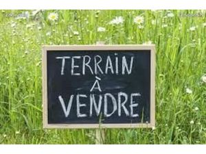 Terrain constructible 700m² centre bourg Mouzeil
