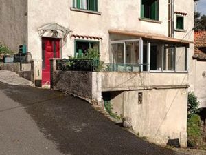 Maison avec vue panoramique  proche station thermale d’Avène