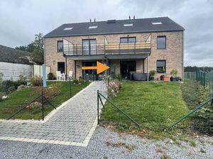 Appartement 2 chambres avec jardin clôturé et terrasse