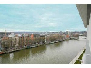 Appartement 3 chambres au dernier étage