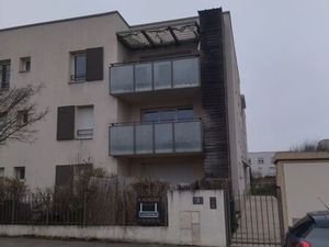 Appartement T3+garage Mions