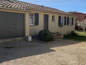 Maison individuelle de plain- pied - 5 pièces – 4 chambres – 100m2 sur 700 m2 de terrain