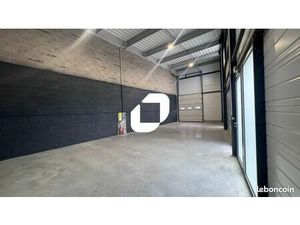 Local d'activité 107 m²