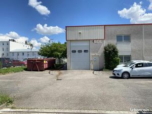 Local d'activité 354 m²