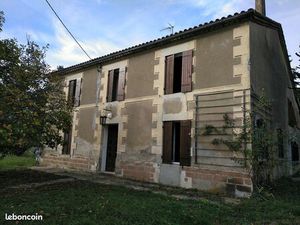 Maison pierre + terrain 7800m2 (prairie  bois)+ dépendances + puit