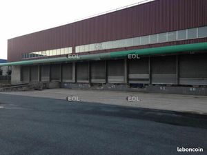 Local logistique 1 325 m²