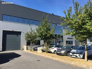 Local d'activité 521 m²
