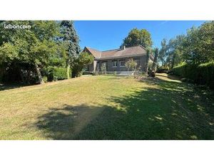 Jolie maison rénovée avec sous-sol complet et jardin dans le village prisé de Mérignies