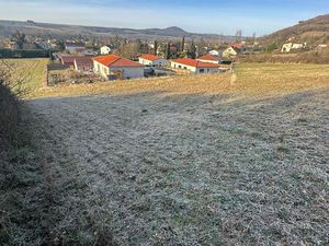 TERRAIN A BATIR ISSOIRE 870m2