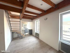 Particulier vend F3 en Duplex 44m² 77410 Claye-Souilly