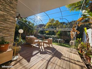 Location meublée a l'année appartement T4 avec jardin à Sainte-Maxime