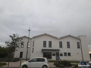 A louer. A vendre .Cabinet médicaux dans pole santé 33 Saint Medard en Jalles.e