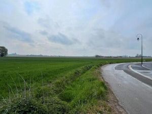 Terrain 511 m² Eringhem