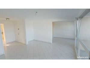 Appartement 70m² résidence Coteaux du Roy II