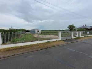 Terrain constructible viabilisé à vendre