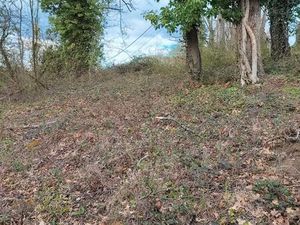 Terrain urgent 1900m2 constructible