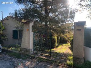 Maison à rénover au calme