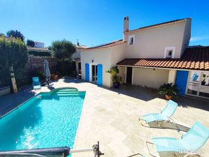 Belle villa proche six fours - T5  146 m²  piscine  au calme