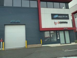 Entrepôt bureaux 270m2