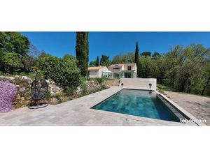 Maison - 170m² - 7 pièces - 10000m²