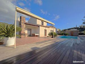 Maison 5 pièces 153 m²