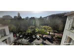 Vends duplex t5 de 150m² derniers etages d’un immeuble classe  calme et lumineux  avec vue