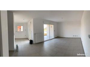 Appartement T2 sance